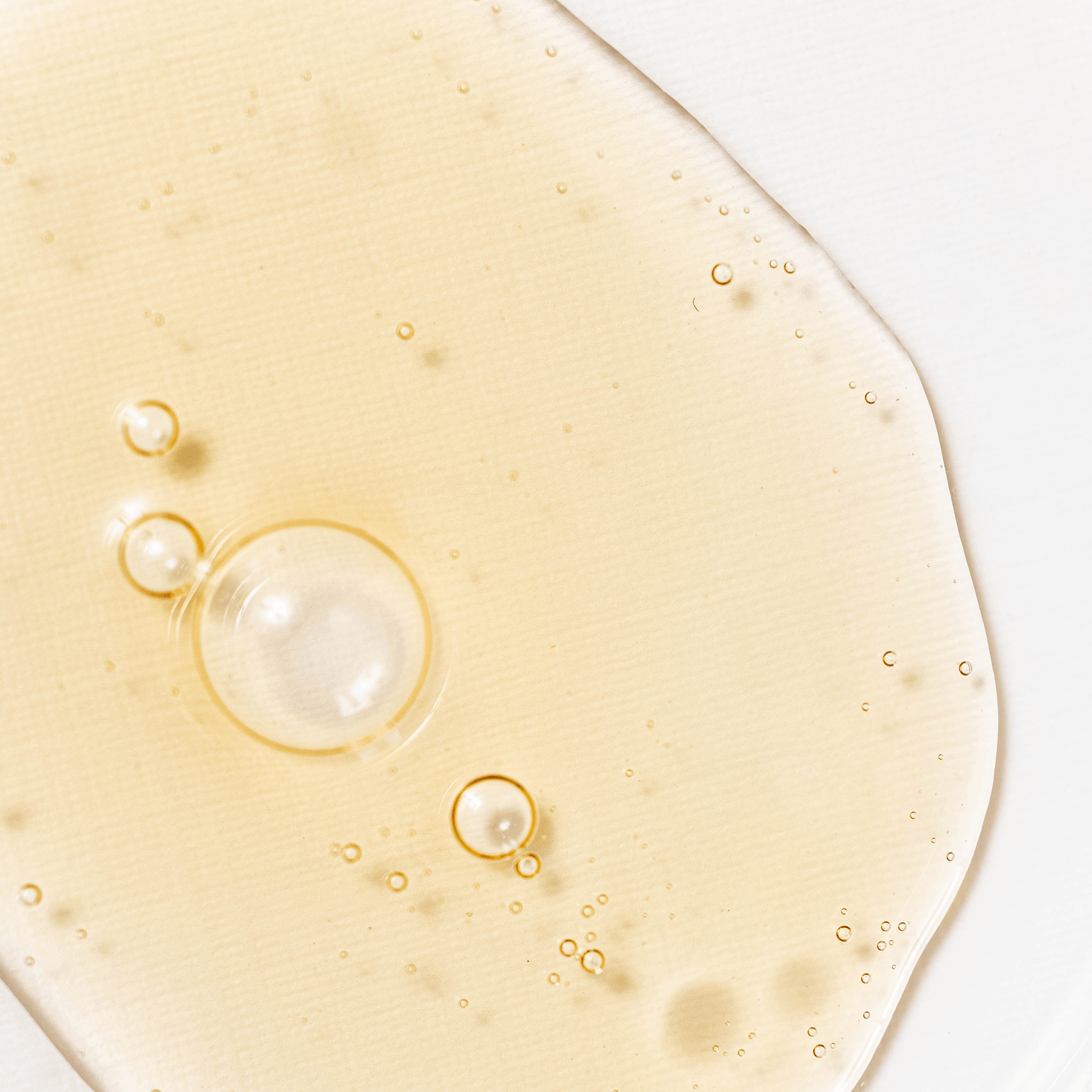 Serum mit Ginseng und Schneckenschleim für Regeneration