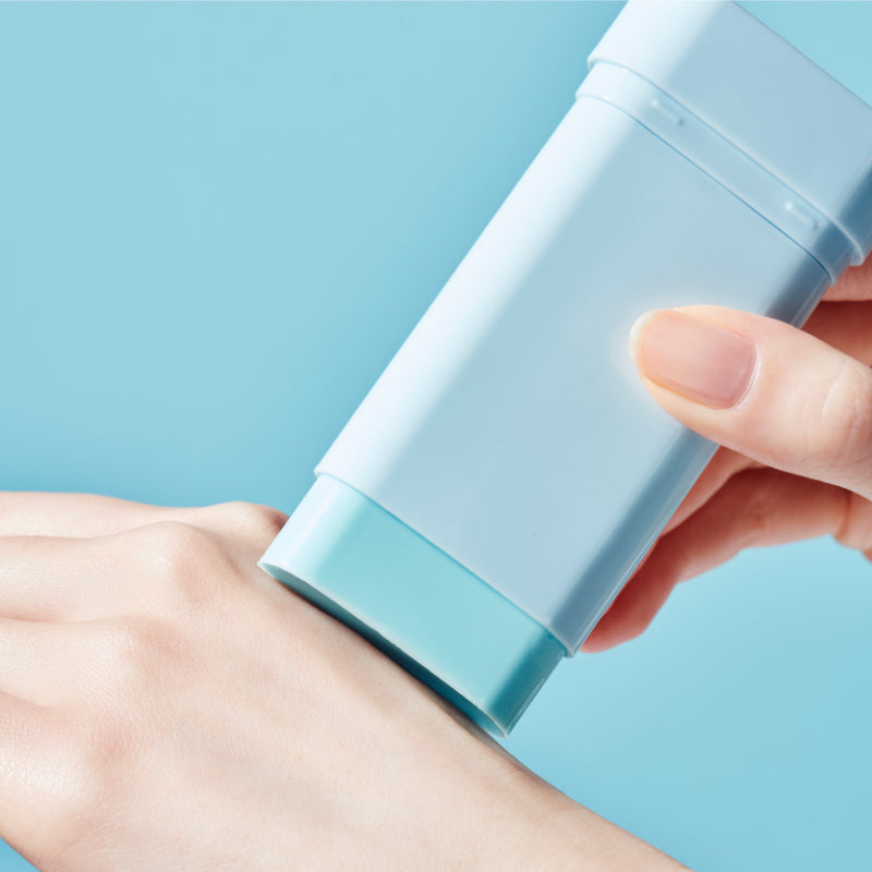 Textur des TOCOBO Cotton Soft Sun Stick SPF50+ PA++++