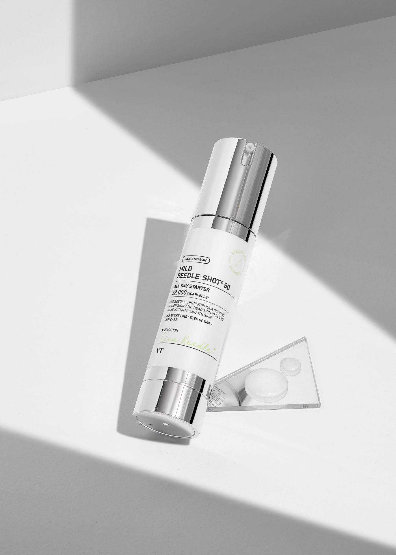 VT Cosmetics Reedle Shot 50 Serum mit Hyaluronsäure und Centella Asiatica Anwendung